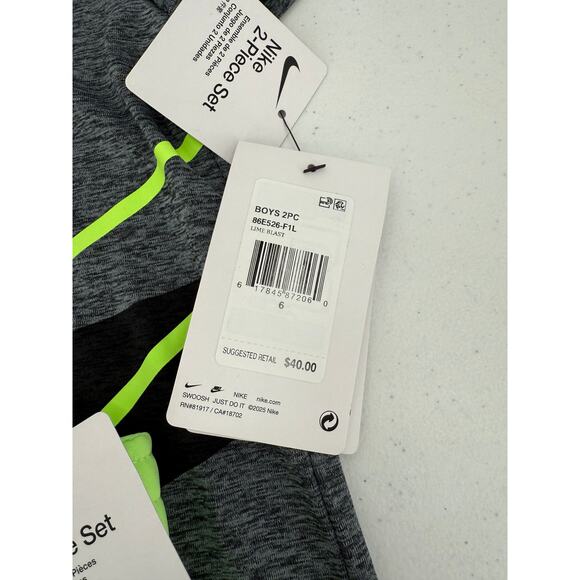 NWT Nike Boy's Kid's 4 Piece Set, Shorts & T-Shirt, Outfit, Size 6 - Picture 12 of 13